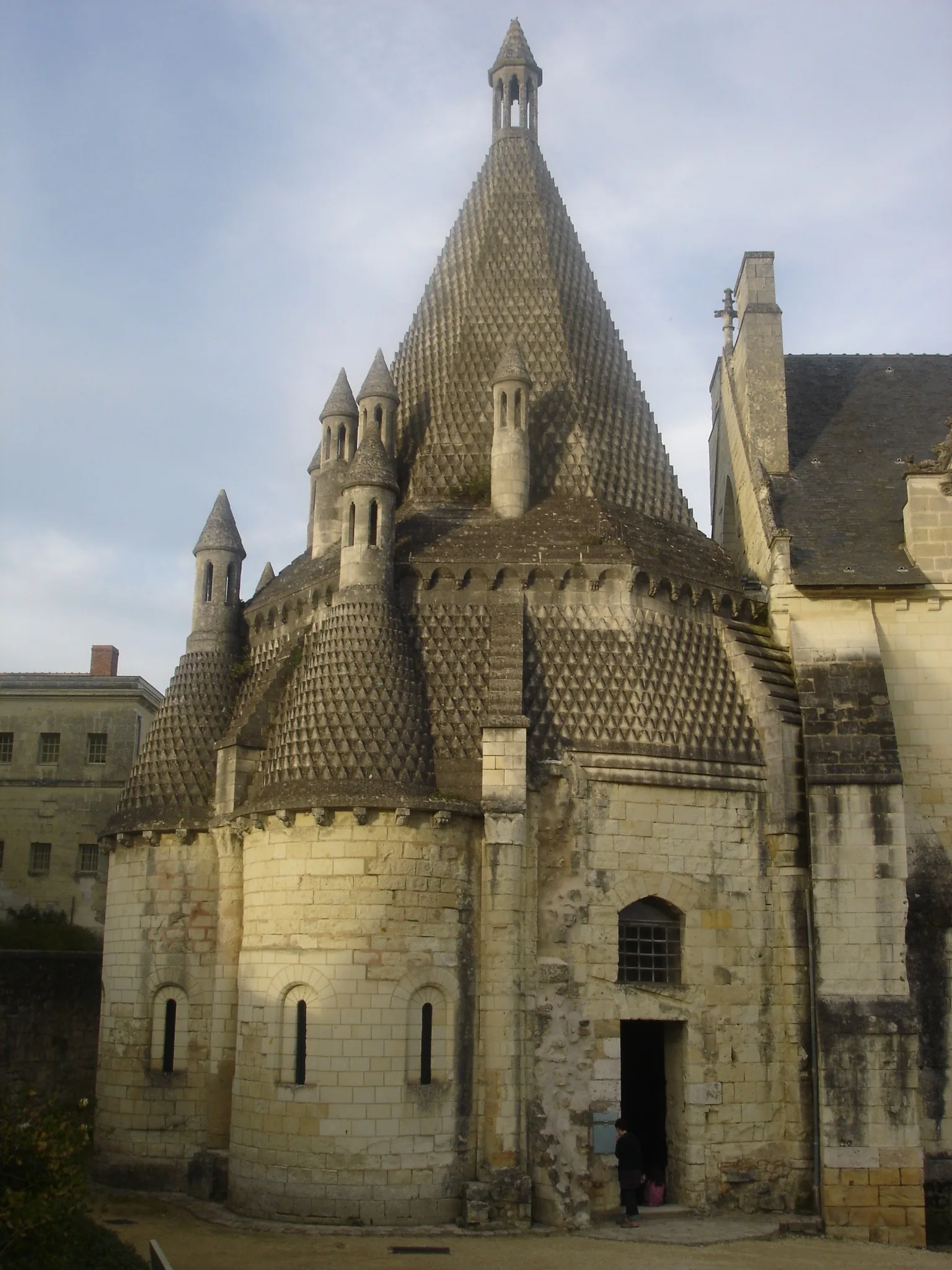 Les anciennes cuisines de l’abbaye de Fontevraud vues de l’extérieur